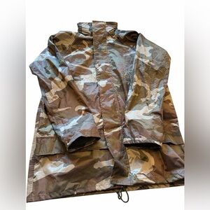 Arctic Storm Camouflage Rain Jacket-Foldable Hood-Size Small